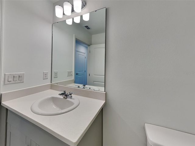 215 RIVER FRONT WAY, Edgewater, FL 32141