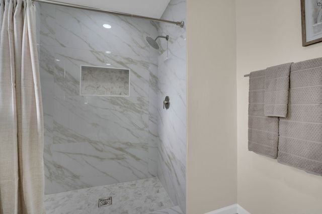 1705 Northtown Drive, Grand Prairie, TX 75050