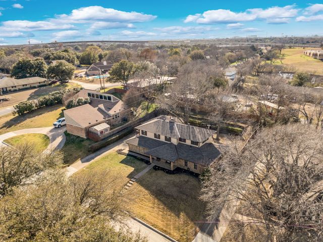 1705 Northtown Drive, Grand Prairie, TX 75050