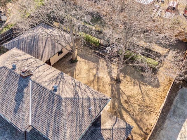 1705 Northtown Drive, Grand Prairie, TX 75050