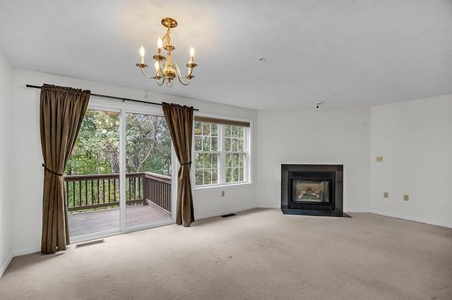 30 Caspian Way 30, Fitchburg, MA 01420