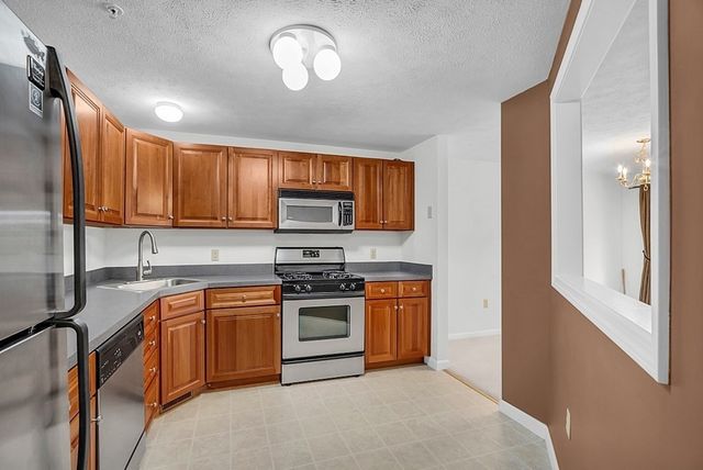 30 Caspian Way 30, Fitchburg, MA 01420