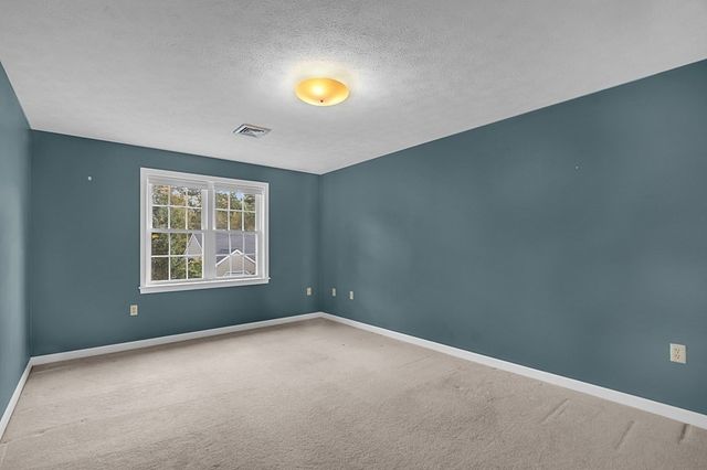 30 Caspian Way 30, Fitchburg, MA 01420