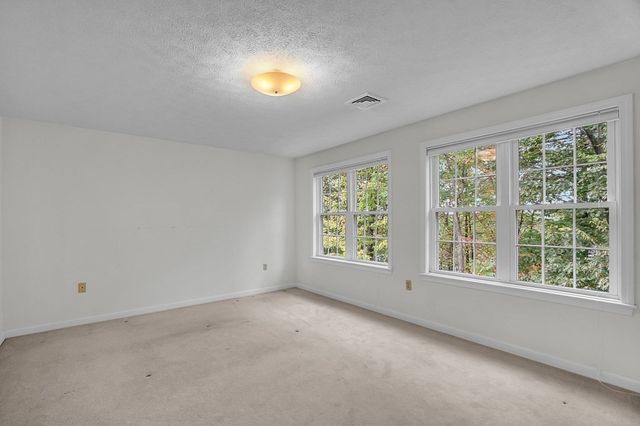 30 Caspian Way 30, Fitchburg, MA 01420