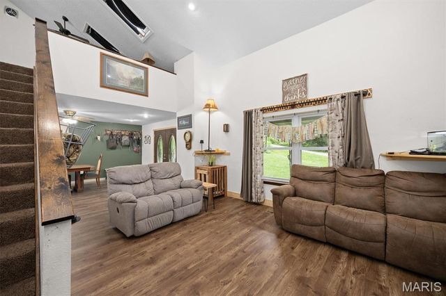 206 Pamela Drive, Belleville, IL 62223
