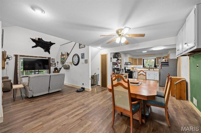 206 Pamela Drive, Belleville, IL 62223
