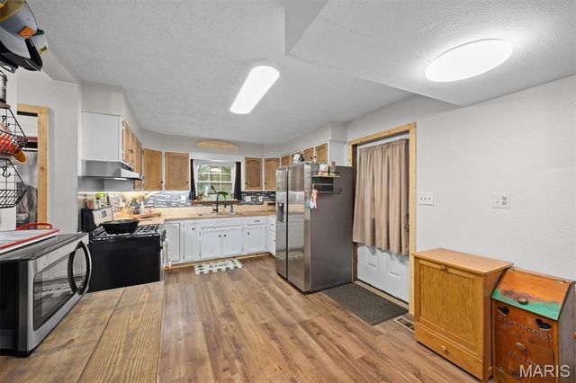 206 Pamela Drive, Belleville, IL 62223