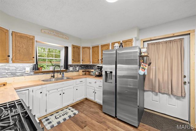 206 Pamela Drive, Belleville, IL 62223