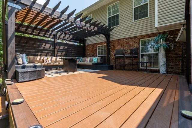 3121 Holly Pt, Clarksville, TN 37043
