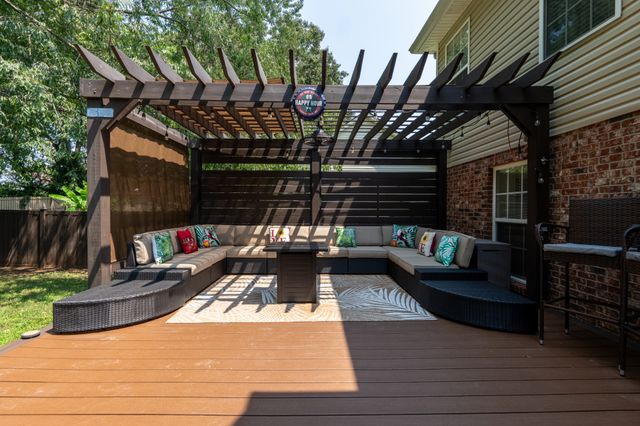 3121 Holly Pt, Clarksville, TN 37043