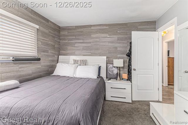 7261 Voerner Avenue, Center Line, MI 48015