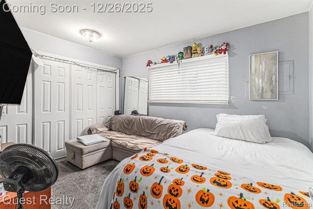 7261 Voerner Avenue, Center Line, MI 48015