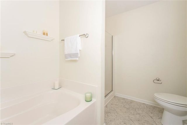 2082 Hibiscus Lane, Kernersville, NC 27284