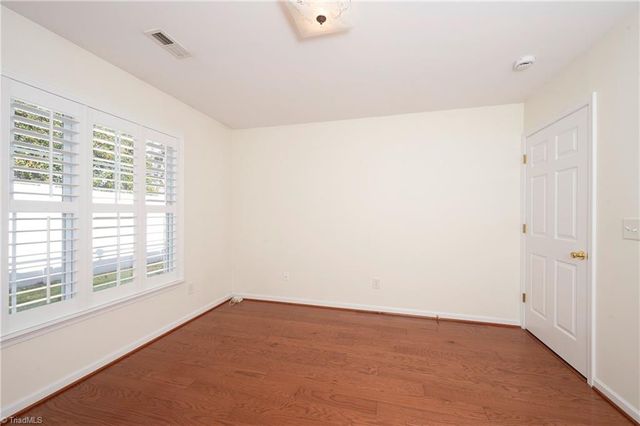 2082 Hibiscus Lane, Kernersville, NC 27284