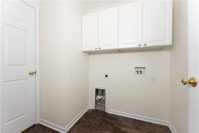 2082 Hibiscus Lane, Kernersville, NC 27284