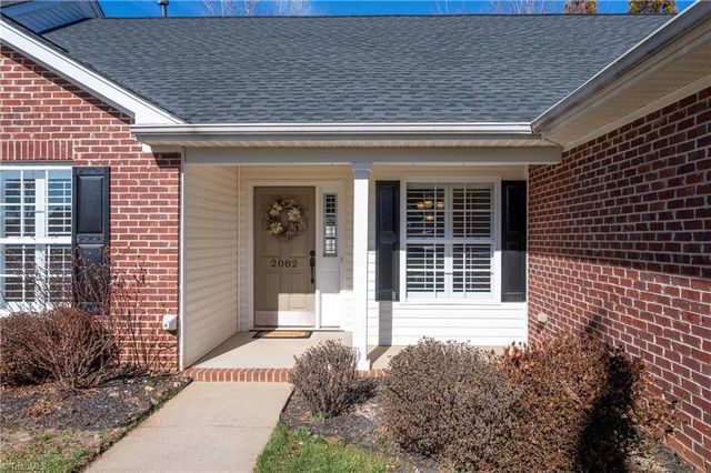 2082 Hibiscus Lane, Kernersville, NC 27284