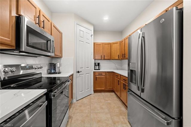 15121 Laguna DR 102, Fort Myers, FL 33908