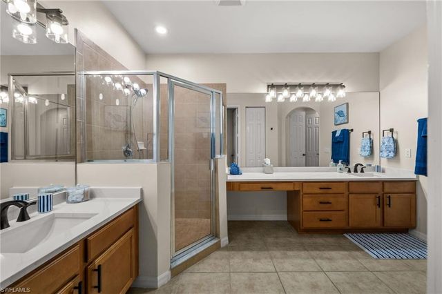 15121 Laguna DR 102, Fort Myers, FL 33908