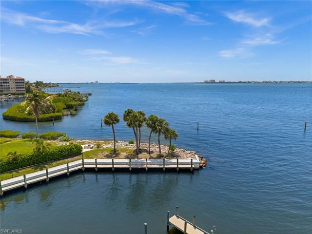 15121 Laguna DR 102, Fort Myers, FL 33908