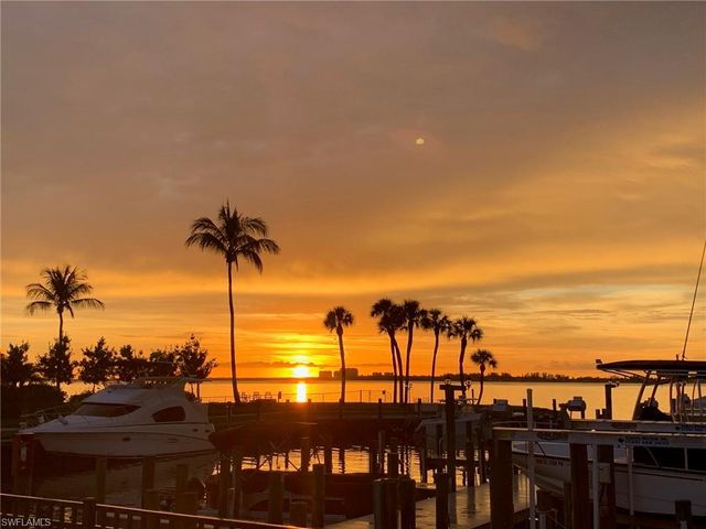 15121 Laguna DR 102, Fort Myers, FL 33908