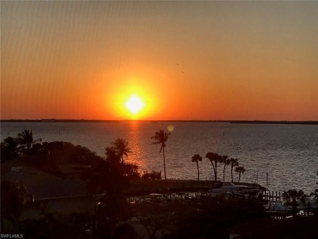 15121 Laguna DR 102, Fort Myers, FL 33908