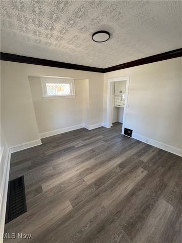 311 E 197th Street, Euclid, OH 44119