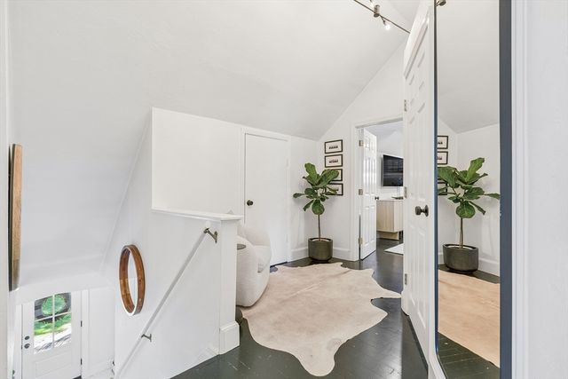 22 Mabelle St, Worcester, MA 01602