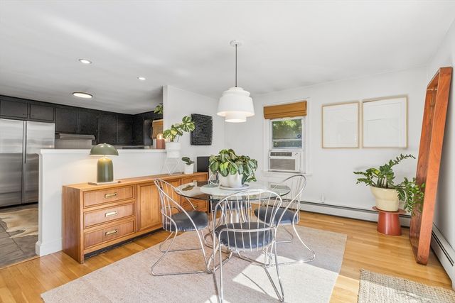 22 Mabelle St, Worcester, MA 01602