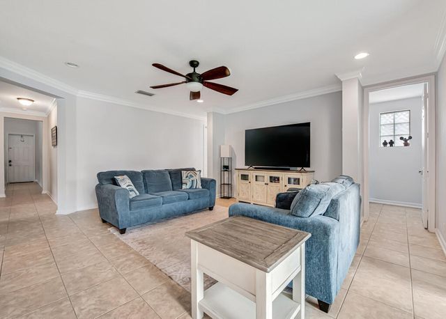 160 Belle Grove Lane, West Palm Beach, FL 33411