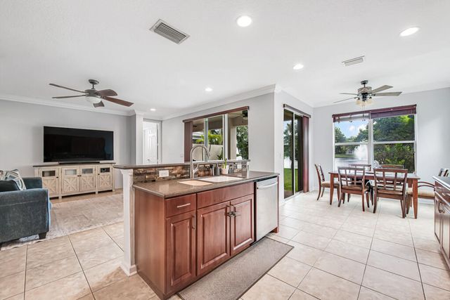 160 Belle Grove Lane, West Palm Beach, FL 33411