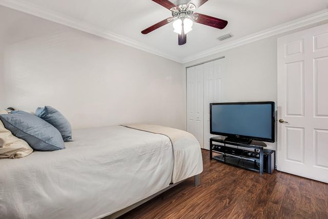 160 Belle Grove Lane, West Palm Beach, FL 33411