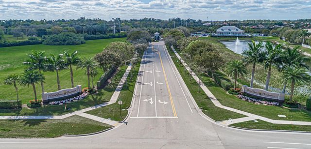 160 Belle Grove Lane, West Palm Beach, FL 33411