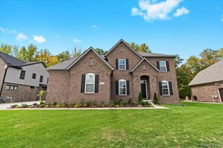 48255 Amber Lane Drive, Shelby Twp, MI 48315
