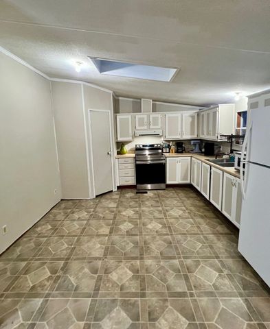 225 Sugar River Drive, Claremont, NH 03743