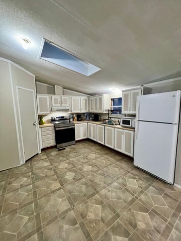 225 Sugar River Drive, Claremont, NH 03743