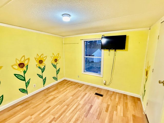 225 Sugar River Drive, Claremont, NH 03743