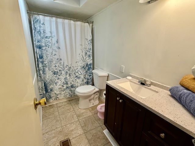 225 Sugar River Drive, Claremont, NH 03743