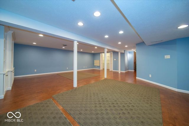 3915 Winding Way, Indianapolis, IN 46220