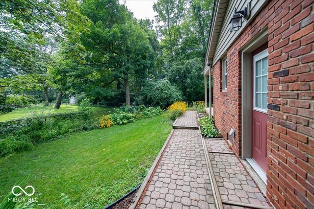 3915 Winding Way, Indianapolis, IN 46220