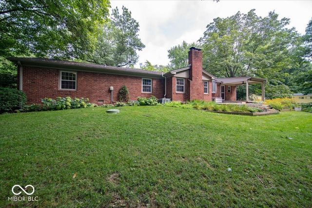 3915 Winding Way, Indianapolis, IN 46220