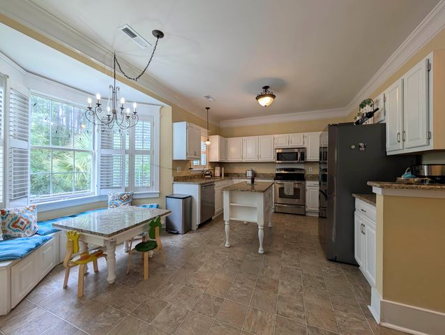 1920 Oak Tree Lane, Mount Pleasant, SC 29464