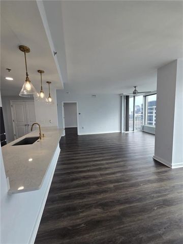 3338 Peachtree NE Road 1809, Atlanta, GA 30326