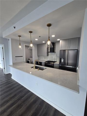 3338 Peachtree NE Road 1809, Atlanta, GA 30326