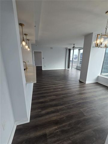 3338 Peachtree NE Road 1809, Atlanta, GA 30326