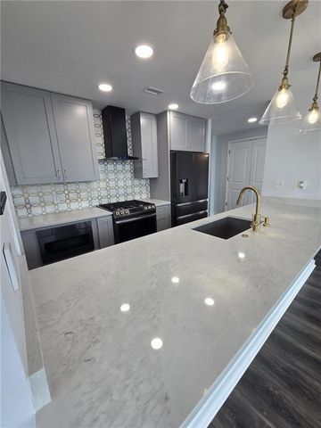 3338 Peachtree NE Road 1809, Atlanta, GA 30326