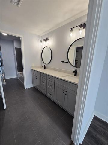 3338 Peachtree NE Road 1809, Atlanta, GA 30326