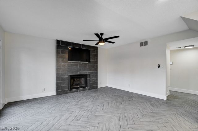 7664 Hernando Drive, Las Vegas, NV 89147