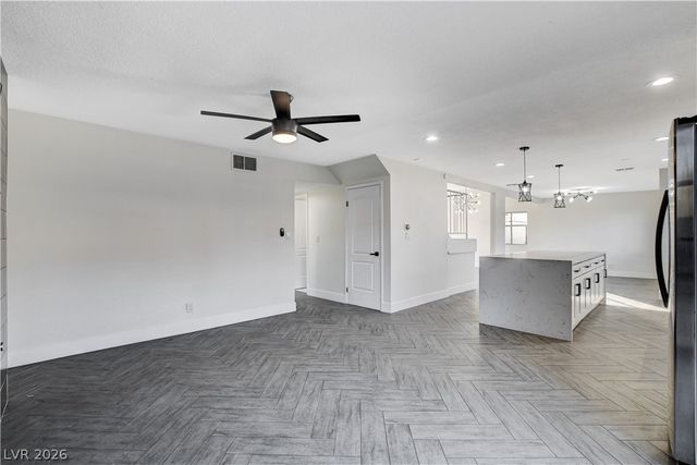 7664 Hernando Drive, Las Vegas, NV 89147