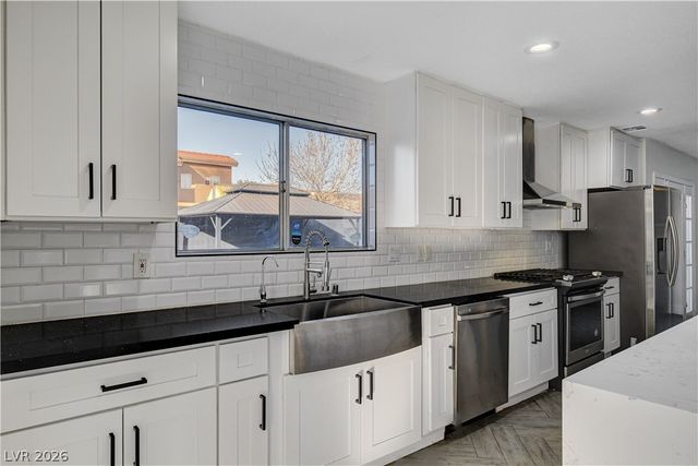 7664 Hernando Drive, Las Vegas, NV 89147