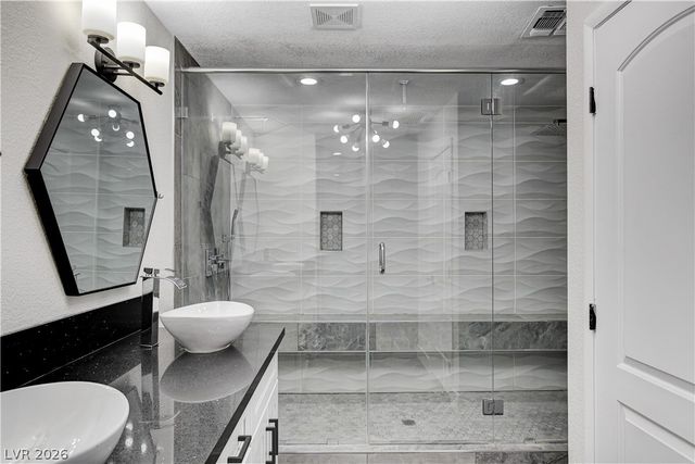 7664 Hernando Drive, Las Vegas, NV 89147